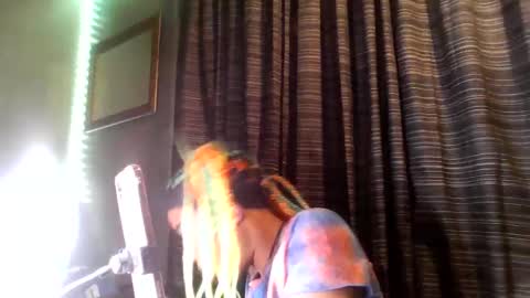 Dime9 online show from March 29, 2:32 am