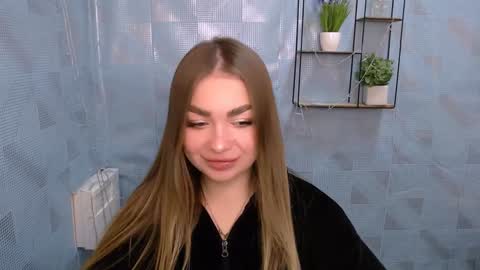 dinagerson online show from December 5, 10:01 am