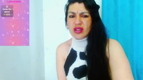 diosa_gil online show from April 6, 12:17 pm