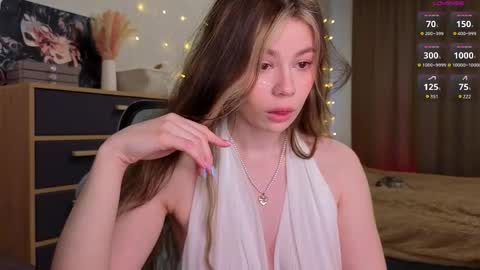 Diana online show from April 19, 2:00 am