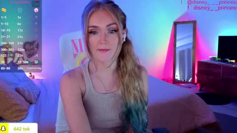 JASMINE online show from April 18, 11:56 am