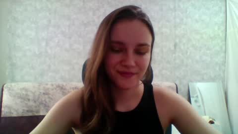 dolcezza_ online show from May 5, 10:18 am