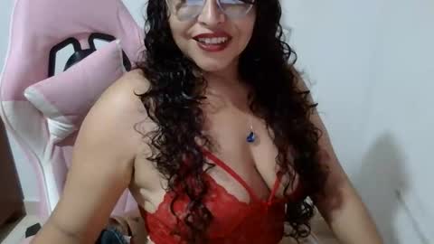 doll78latin online show from April 19, 3:01 pm