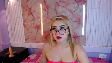 Kitty online show from July 3, 12:11 pm