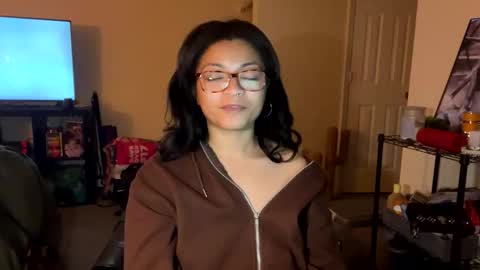 dollpart_ online show from February 5, 5:21 am