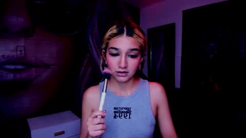 Dolly pocket online show from March 12, 9:28 pm