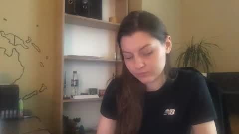 DollyRoma online show from March 27, 1:45 pm