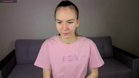 Donna Le online show from April 13, 1:40 am