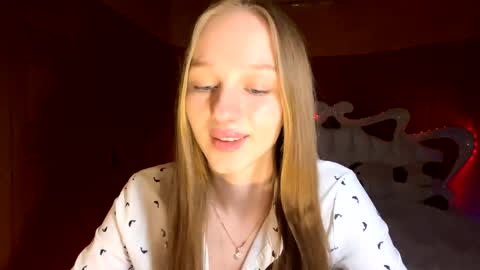 Anika online show from April 13, 11:05 pm