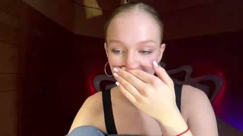 Anika online show from March 24, 10:15 pm