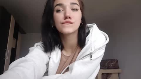 Jacqueline online show from March 3, 7:25 am