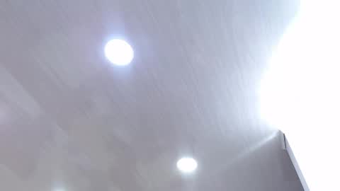 Anny online show from April 5, 2:38 pm