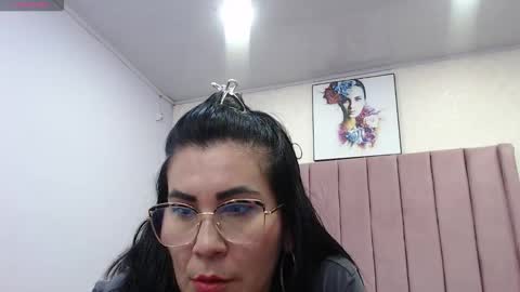 Anny online show from March 26, 4:20 pm