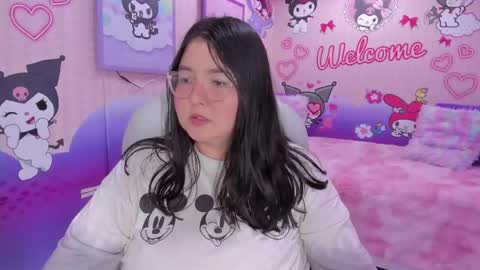 Dulce  online show from May 30, 12:58 pm