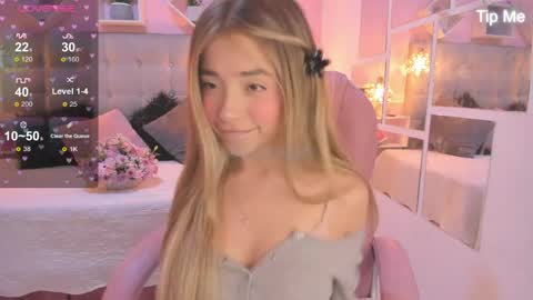 Dulce  online show from April 13, 7:58 pm