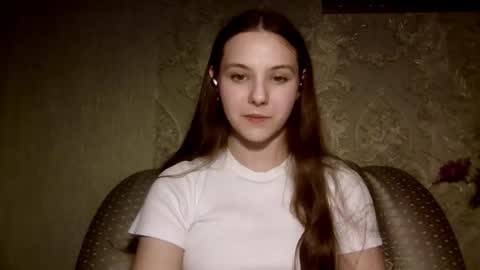 Yuni online show from April 13, 5:47 pm