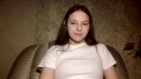 Yuni online show from March 22, 6:14 pm