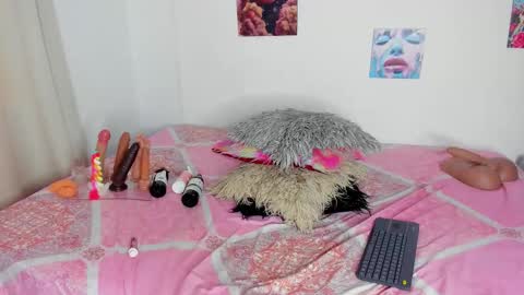 ebony_cute9 online show from October 2, 7:41 pm