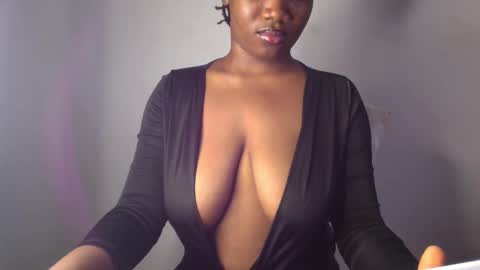 delilah online show from February 8, 4:46 pm