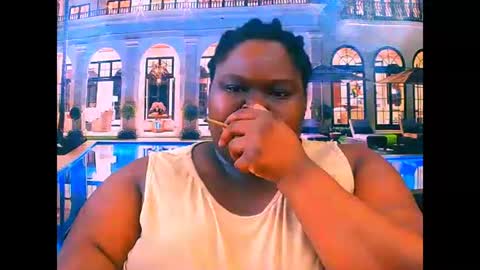 ebonyhotbuns4u2luv online show from May 7, 6:17 am