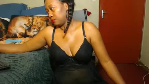 ebonyseductresx online show from June 3, 7:08 pm