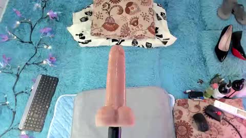 Eilin online show from March 13, 7:48 pm