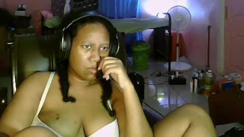 Eirondra Valeen online show from April 6, 4:46 am