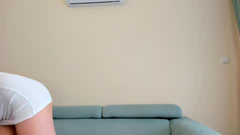 Ela online show from April 2, 6:55 am