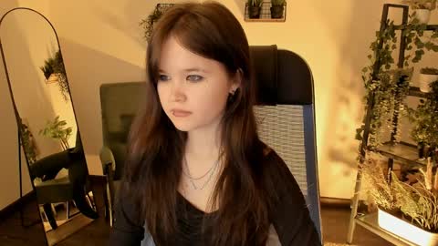 Your sweet girl online show from April 1, 4:26 pm