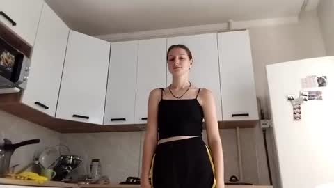 elainebonge online show from August 10, 7:34 am