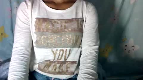elaliealdy online show from June 9, 12:59 pm