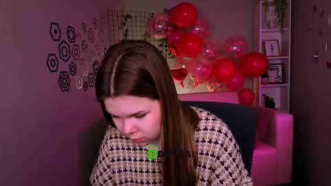 elani online show from February 16, 11:10 am