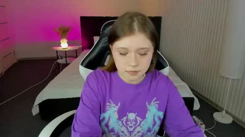 Elly online show from July 7, 2:58 am