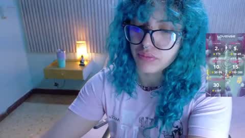 eli666uwu online show from March 31, 10:48 am