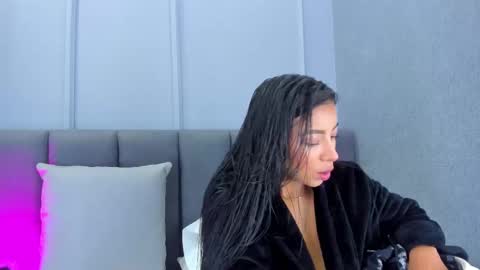 Elisa online show from March 21, 10:37 pm