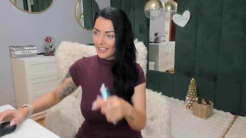 Maria online show from December 16, 5:24 am