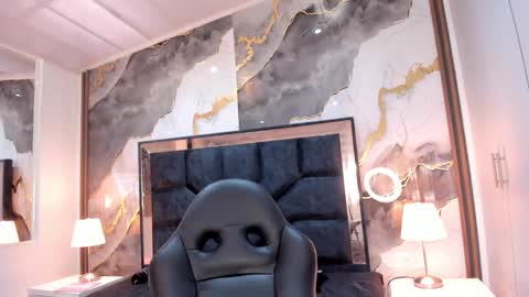 Elizabeth Rodrguez  online show from March 6, 12:11 pm