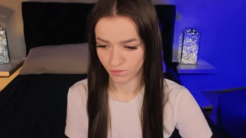 elizzza_ online show from March 17, 5:11 am