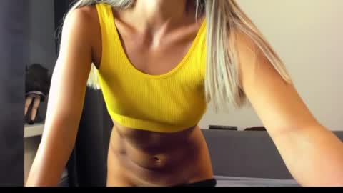 ellen_flow online show from April 23, 6:43 pm