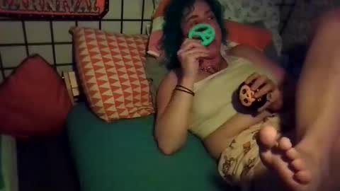Elliohh online show from May 1, 4:48 am