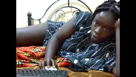 ellisa9 online show from February 1, 9:52 am