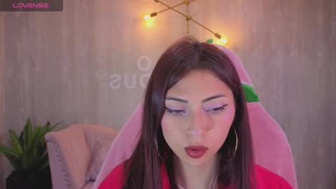 Elody  online show from February 4, 3:20 am