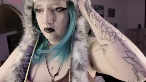 Eloise  . online show from May 12, 8:59 pm