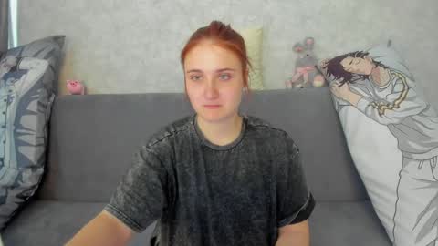 Elsa  online show from May 15, 3:54 am