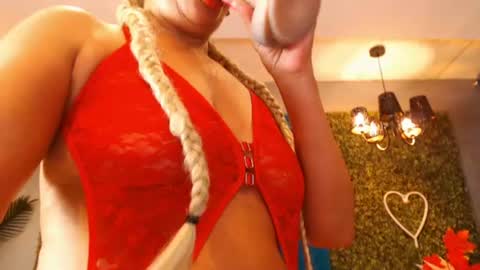 elvirazoi online show from June 23, 6:11 am