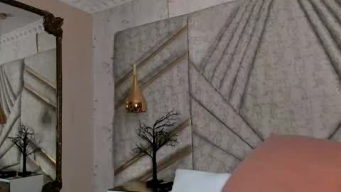 Emely online show from May 9, 4:25 am