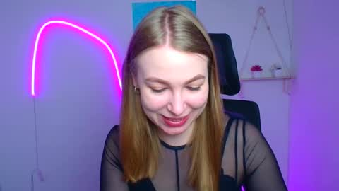 Emilia online show from March 5, 6:42 am