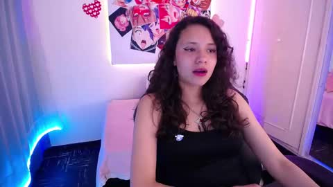 Emili Russo online show from November 28, 8:45 pm