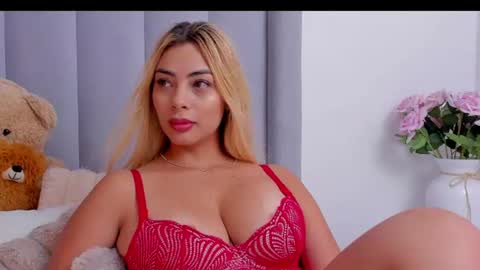 Emily  online show from July 17, 3:27 pm