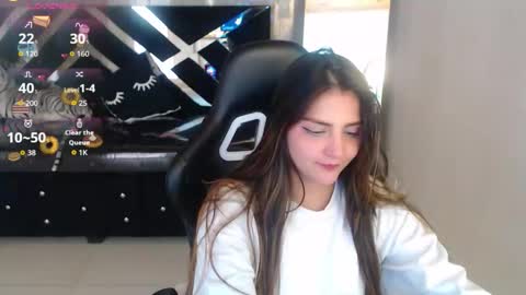 emily_cooper_t online show from March 17, 7:40 pm